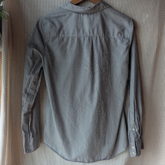 J Crew Boy Cut Micro Stripe Button Up Long Sleeve Shirt w/ Pocket Women's Size 6 - Picture 2 of 4